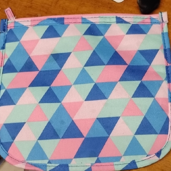 Kids Geometric Pattern Pouch - Blue, Pink, Green - Picture 3 of 3